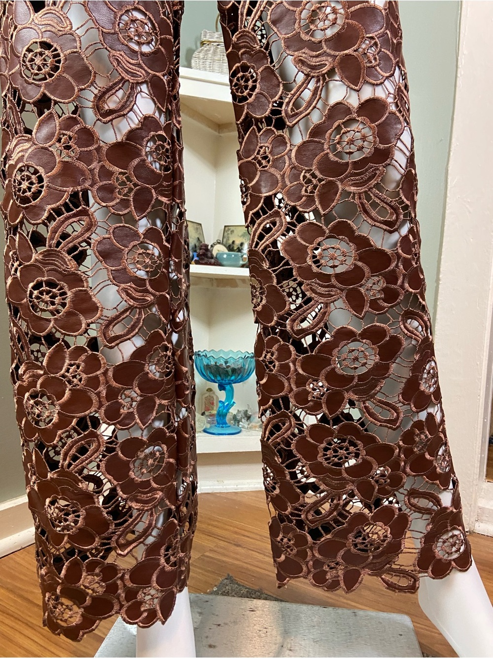 Anthropologie Faux Leather Lace Brown Floral Pants Sheer Embroidered Size 4 [CH] - Picture 7 of 13